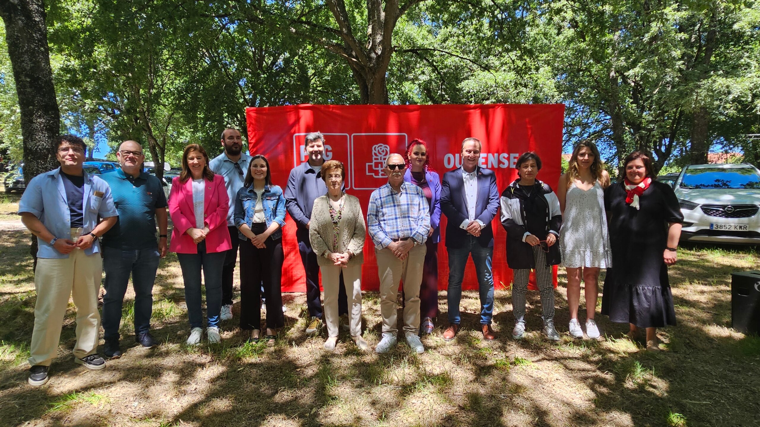 El PSdeG de Ourense reconoce los 47 años de militancia del limiano Gumersindo Penín