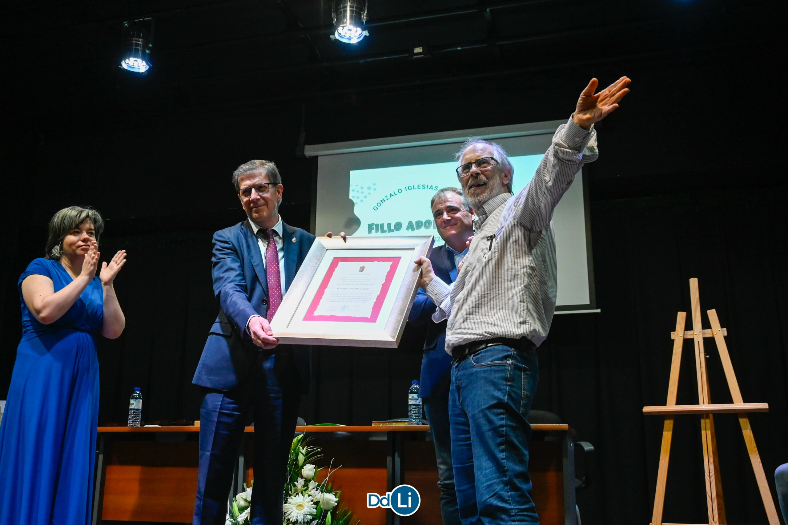 FOTOGALERÍA | As imaxes do recoñecemento ó fillo adoptivo máis querido de Xinzo: Iglesias Sueiro