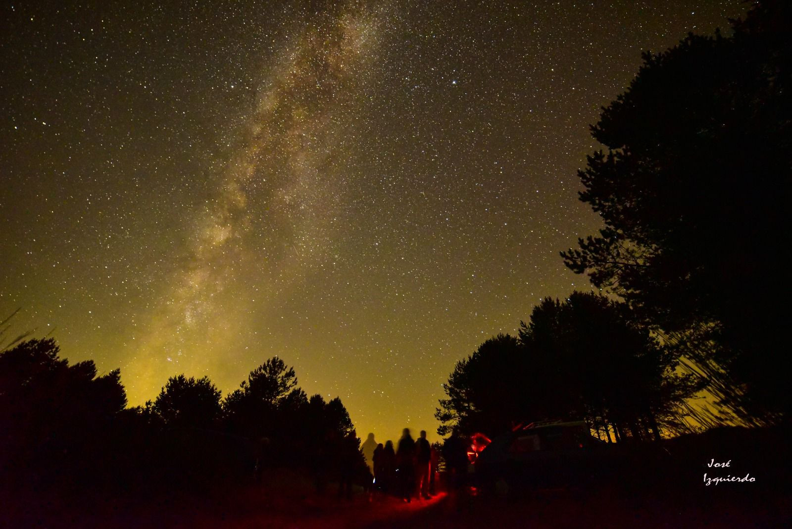 Mirar as estrelas dende o Larouco en Baltar