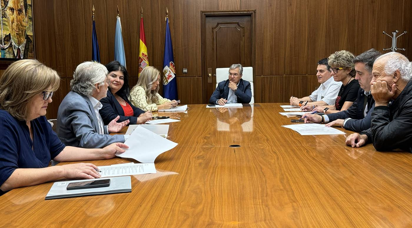A Deputación reparte 128.000 para o concello e entidades de Xinzo