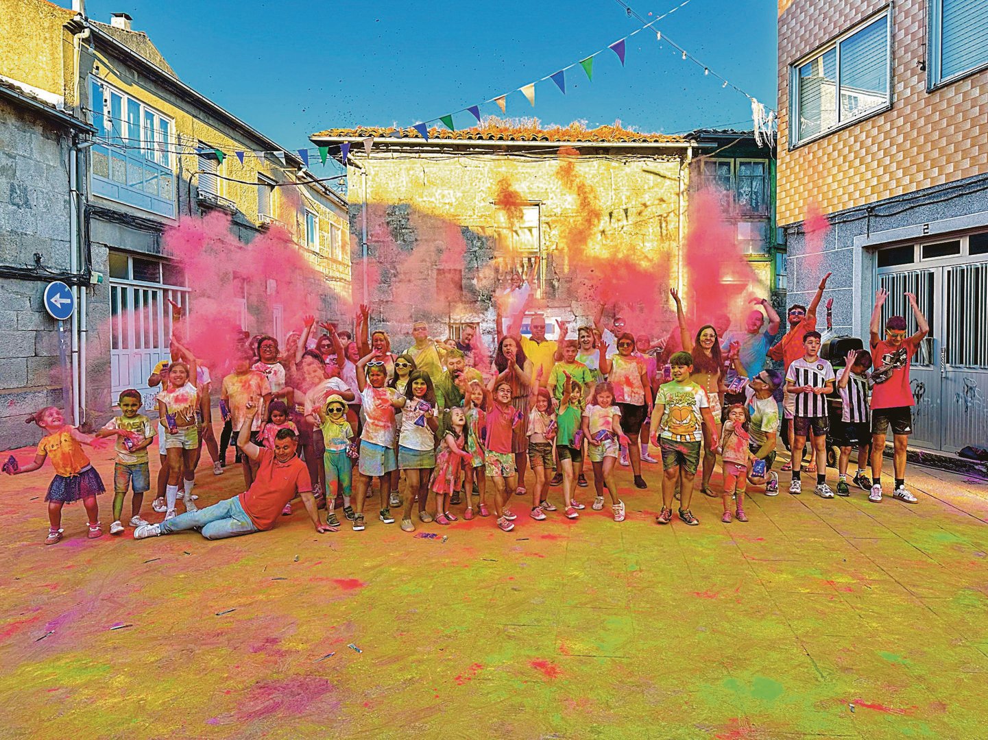 Xinzo dice adiós a sus fiestas con la Color Party Run