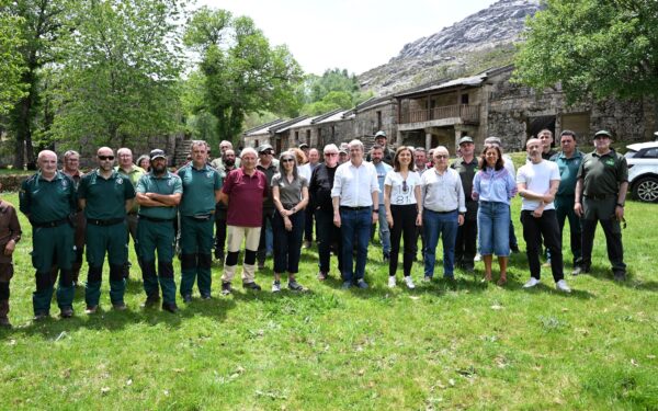 Ángeles Vázquez pon en valor o traballo dos axentes ambientais como garantes de que os Parques Naturais de Galicia sexan espazos vivos, protexidos e respectados.