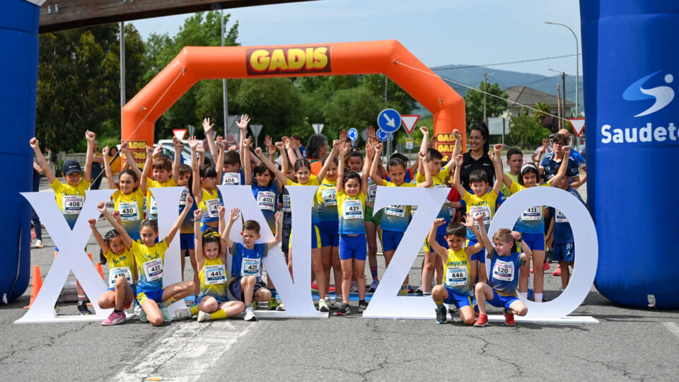 FOTOGALERÍA | Cientos de corredores tomaron Xinzo en una Carrera Popular con nuevo recorrido