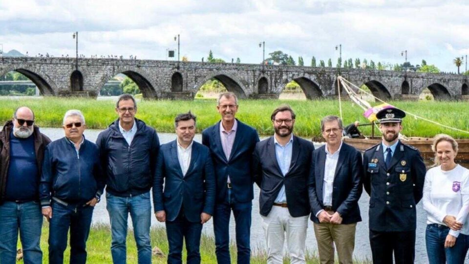 XIV Abrazo ao Río Limia: compromiso ambiental entre Xinzo de Limia e Ponte de Lima