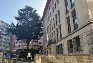 A Fiscalía de Ourense considera delito de odio os insultos contra un médico