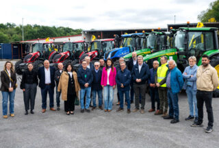 Entrega de maquinaria para a prevención de incendios forestais en Ourense