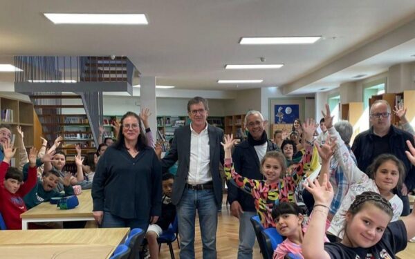 Animación á lectura na Biblioteca Pública Antelana para conmemorar as Letras Galegas