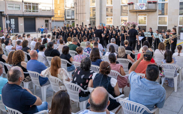 Música e tradición no peche do curso académico en Xinzo de Limia