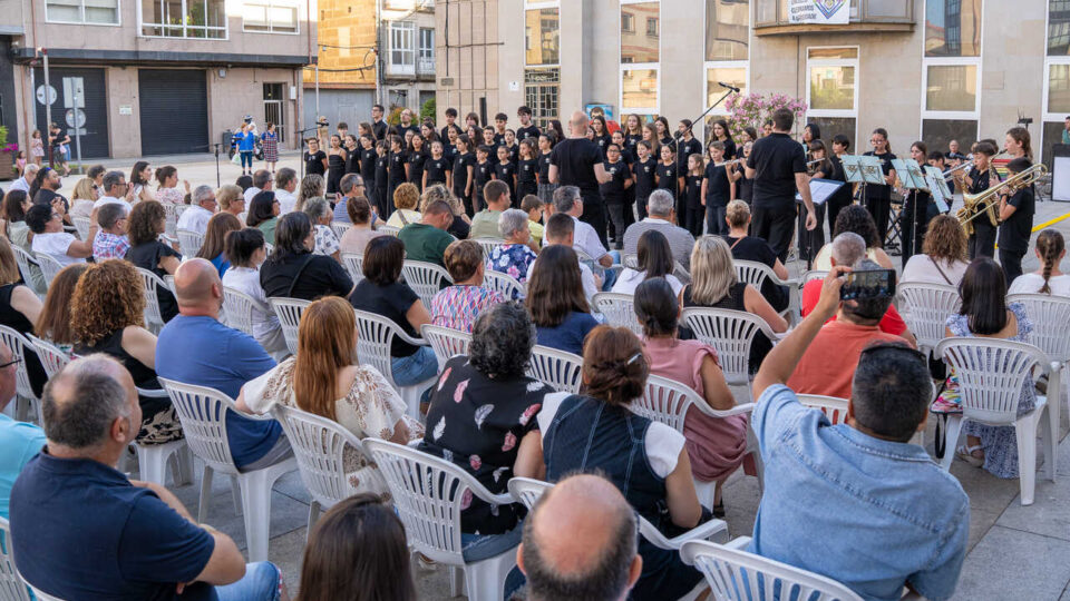 Música e tradición no peche do curso académico en Xinzo de Limia