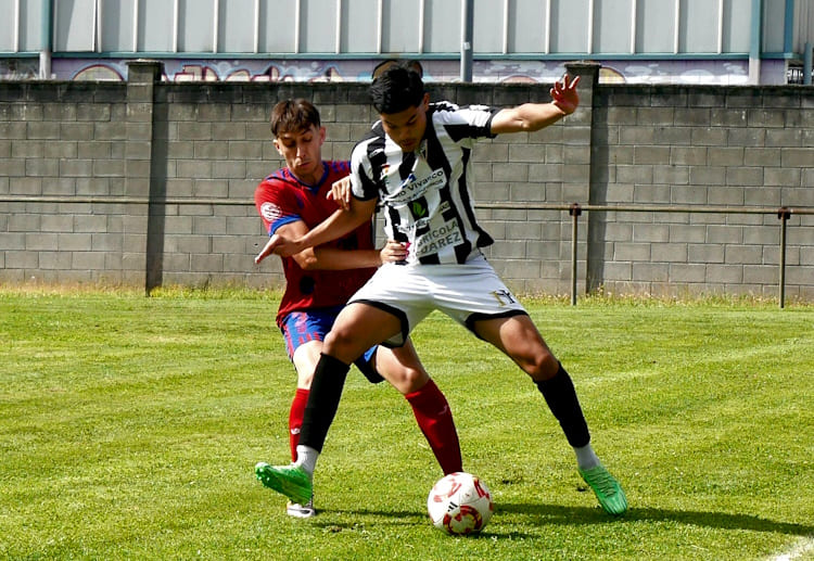 O Antela supera ao Betanzos e avanza á pelexa pola Terceira REF