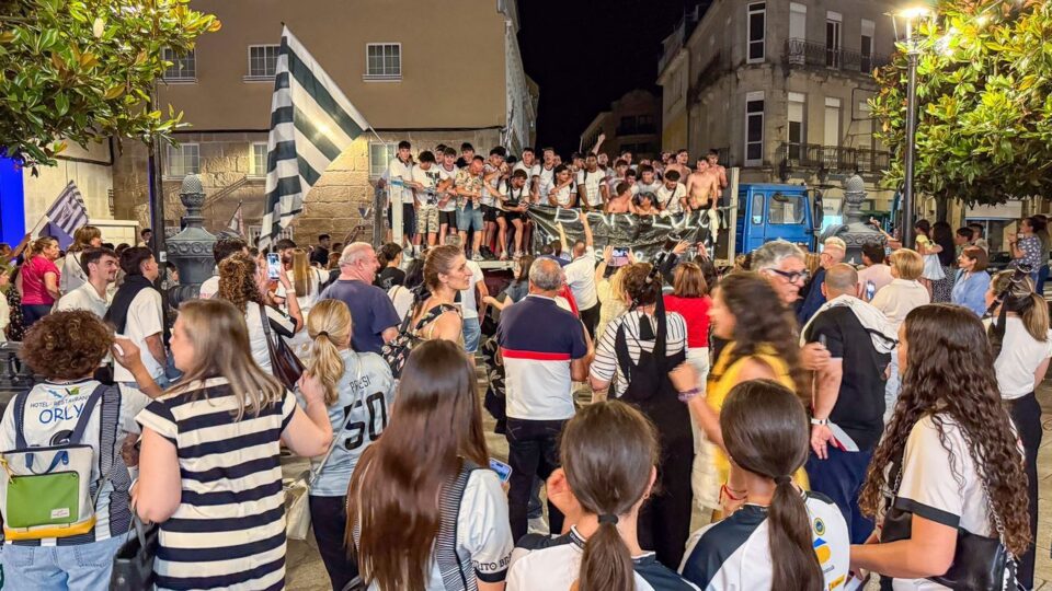 Xinzo de Limia se vuelca con la hazaña del Antela en San Tirso