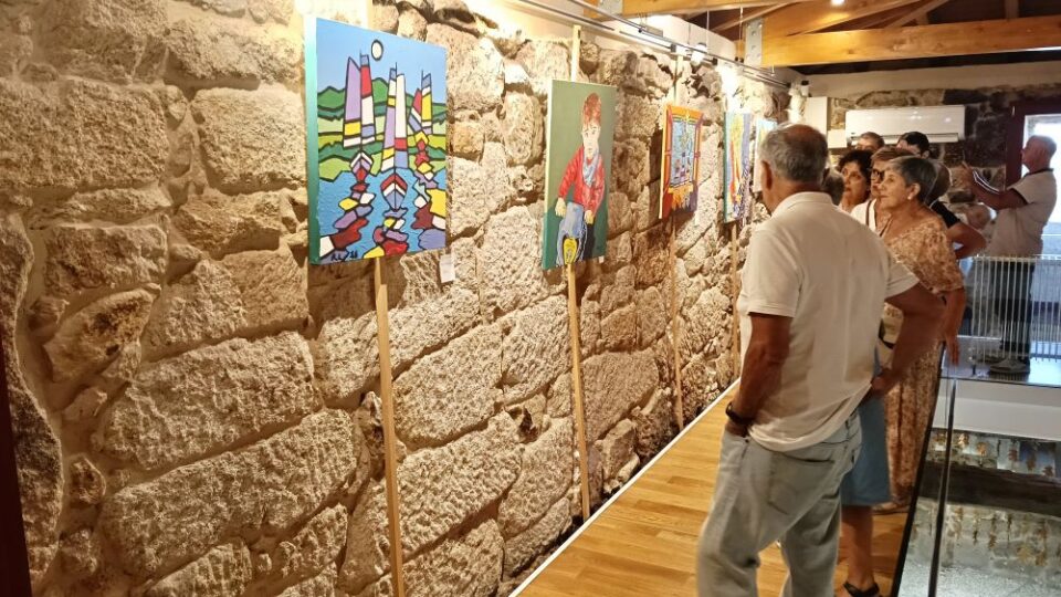 Sandiás expón as obras dos seus veciños na Casa da Cultura ata o 20 de agosto