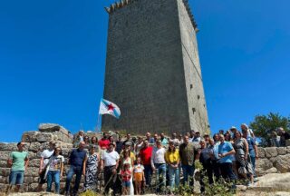 O BNG de Xinzo celebra o Día de Galicia cun acto na Torre de Pena