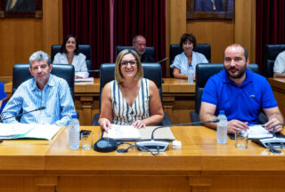A Deputación de Ourense axudará aos concellos a derrubar ou reparar edificios en ruína