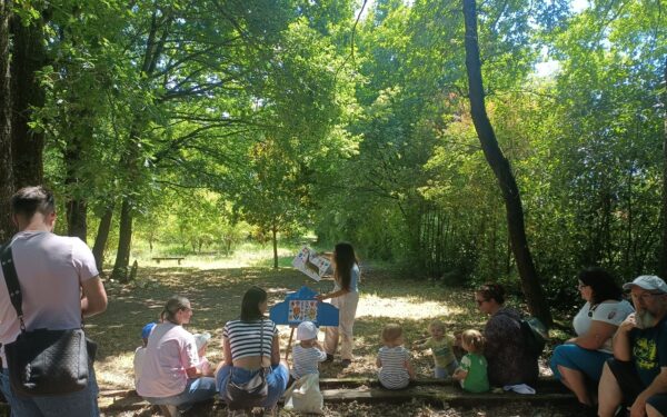 Vilar de Santos e Sarreaus clausuran o programa de Educación Infantil Familiar cunha xornada na natureza