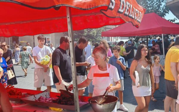A feira do 14 de agosto enche as rúas de Xinzo de Limia