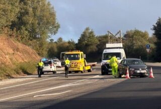 Dous feridos leves nun accidente en Sandiás na N-525