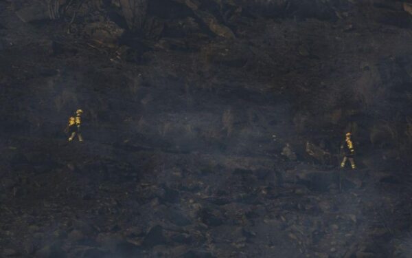 Controlado o incendio de Calvos de Randín tras arrasar 460 hectáreas