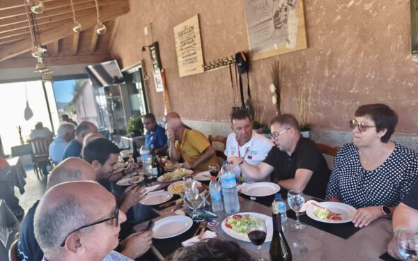 O RadioClub Amigos da Limia celebra o seu primeiro encontro internacional de radioafeccionados