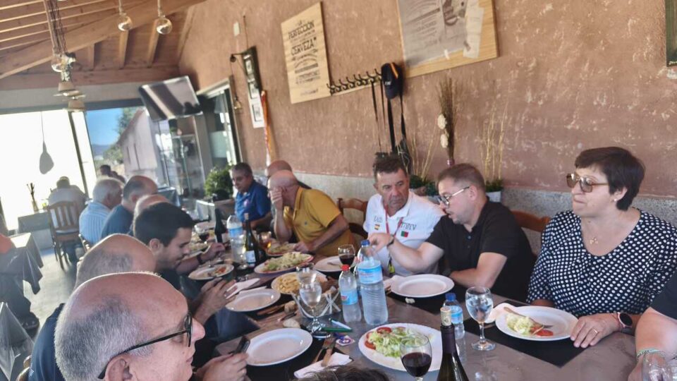 O RadioClub Amigos da Limia celebra o seu primeiro encontro internacional de radioafeccionados