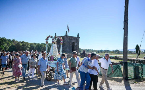 FOTOGALERÍA | A procesión da Nosa Señora da Mercé marca o inicio da Romaría da Saínza 2026