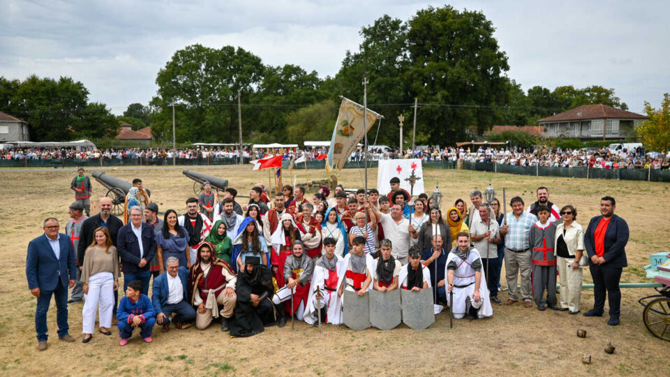 A Saínza revive a tradicional batalla entre mouros e cristiáns