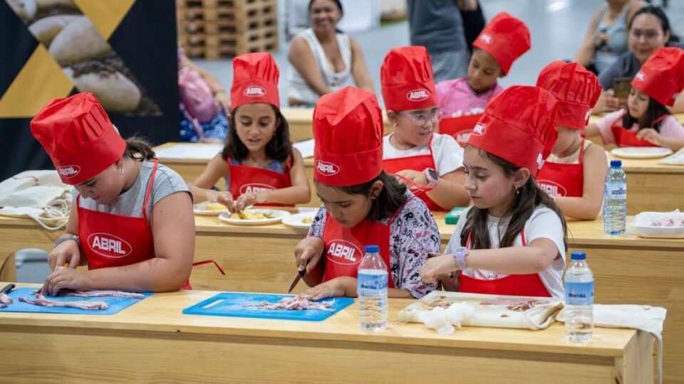 Xinzo celebra Alimagro: a feira da pataca e a maquinaria agrícola