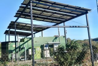 O Concello de Sandiás aposta polas enerxías renovables instalando placas fotovoltaicas na estación de tratamento de auga potable da aldea de piñeria de arcos cun orzamento de preto de 40.000 euros