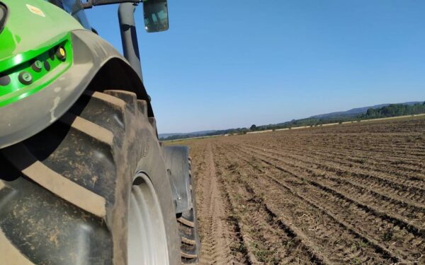 391 agricultores de Ourense reciben máis de medio millón de euros en axudas para fertilizantes