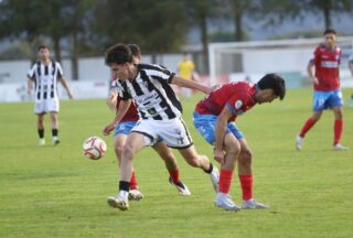 Antela e Barco empatan nun disputado derbi en Xinzo