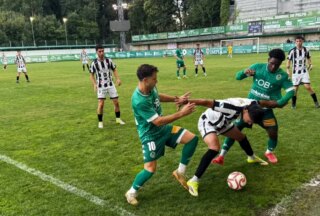 O Antela gaña ao Arenteiro (2-3) e mantén o seu gran inicio de liga