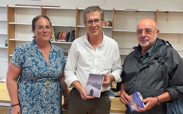 El escritor limiano Johan Xesús Arias acerca su obra a los lectores del Concello | NOTICIAS XINZO