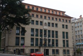 A Audiencia de Ourense confirma seis meses de cárcere para un home por acosar á súa exmuller