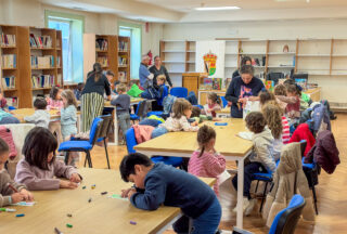 Alumnos do CEIP Carlos Casares celebran o Día das Bibliotecas en Xinzo