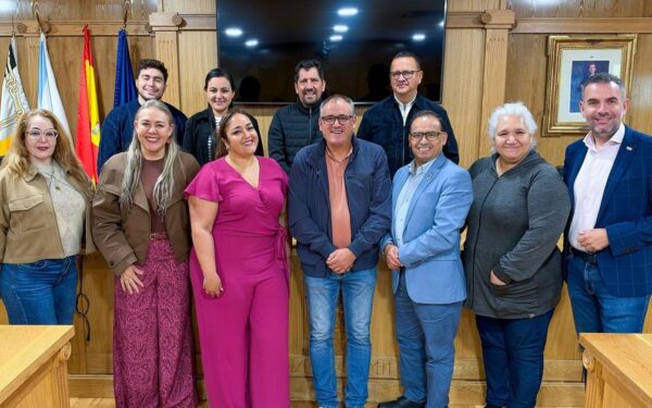 Delegación internacional visita Xinzo para coñecer como funciona o noso Concello