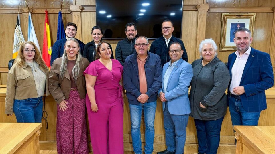 Delegación internacional visita Xinzo para coñecer como funciona o noso Concello