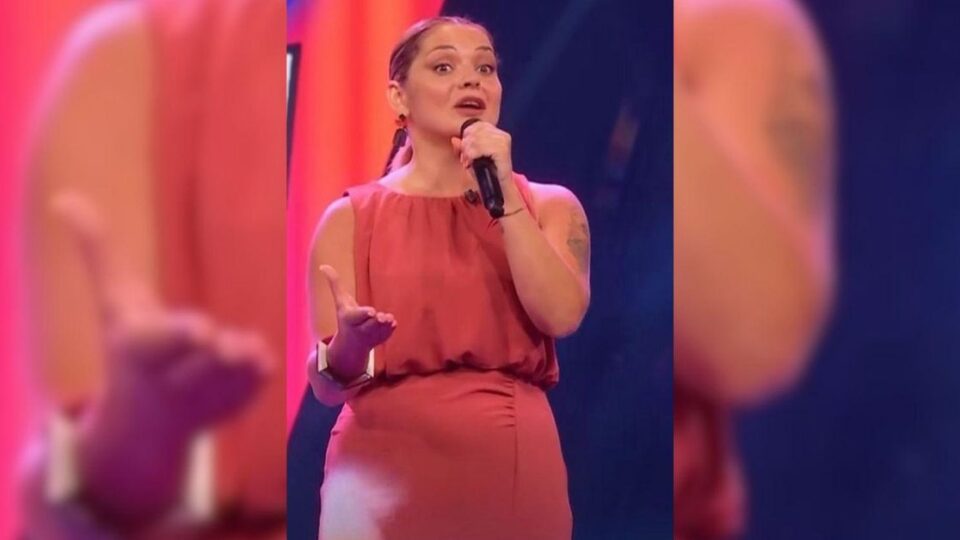 Esmeralda Fernández, de Xinzo, triunfa no "La Voz Portugal"