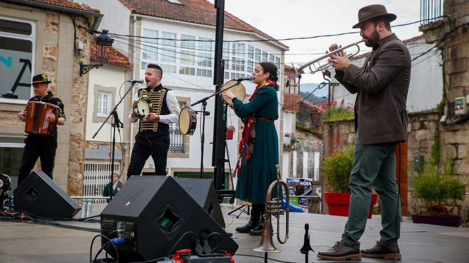 Carballo abriga na música o seu mes de novembro 